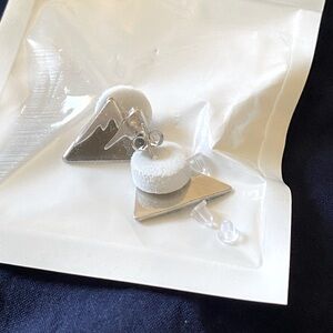 Snowy alpine earrings